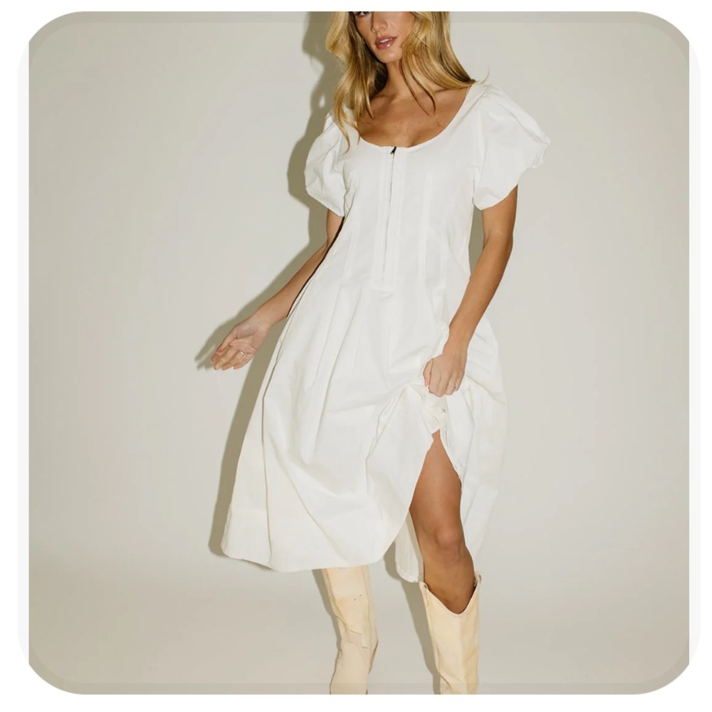 Zoco Exclusive “Doe” white puff sleeve midi dress, size small